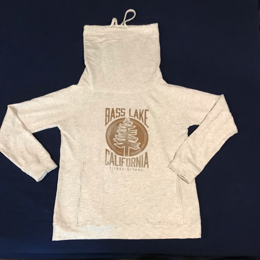 Heat Last Bass Lake Super soft Pullover Sweater